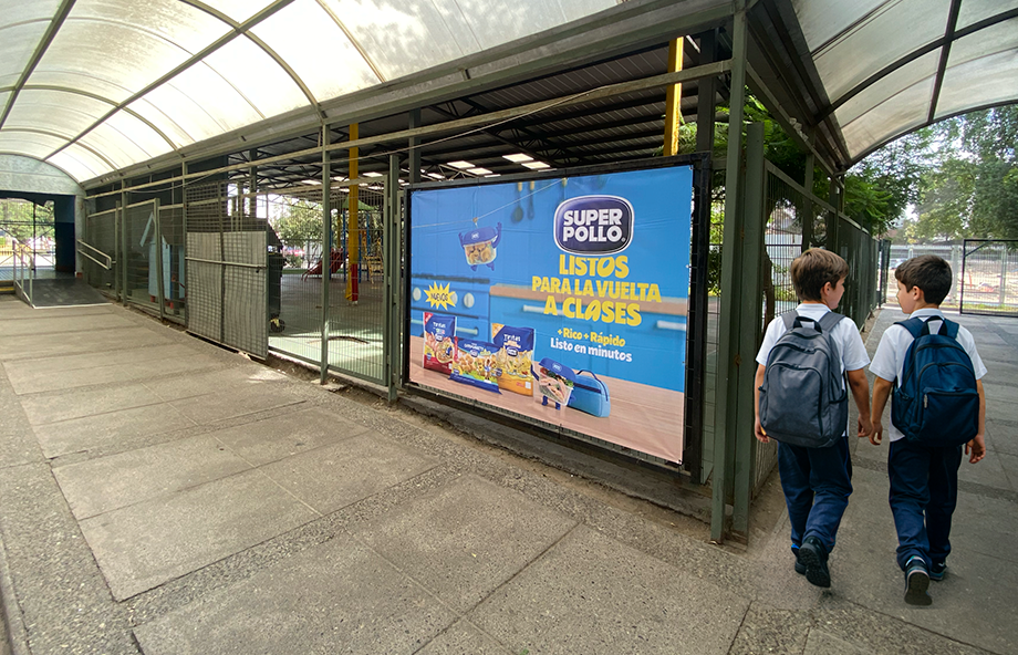 Super Pollo - Vuelta a clases