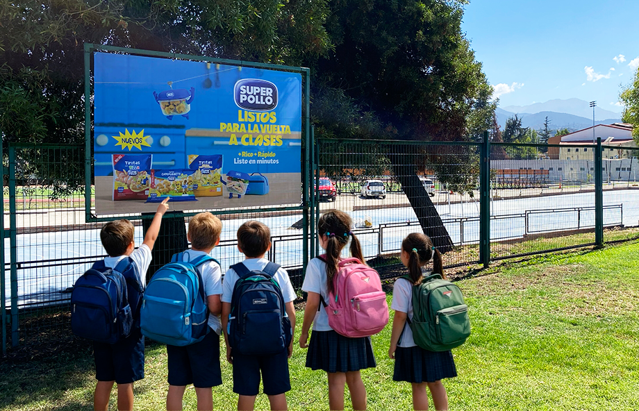 Super Pollo - Vuelta a clases